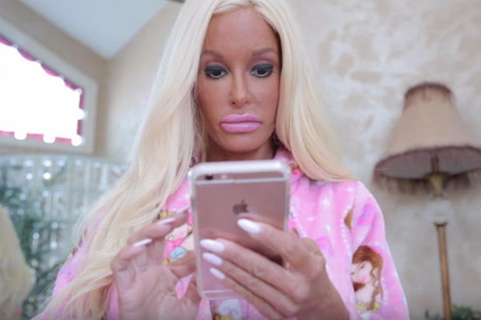 Mother of Five Spends $500K to Look Like Barbie [VIDEO]