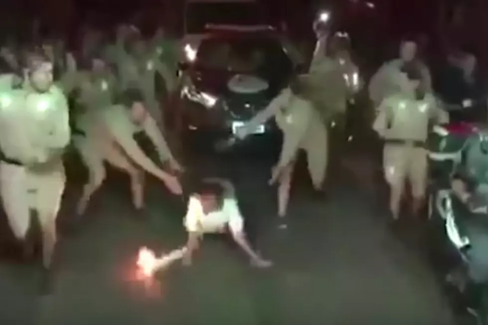 Runners Are Having A Lot Of Trouble With The Olympic Torch This Year [VIDEO]