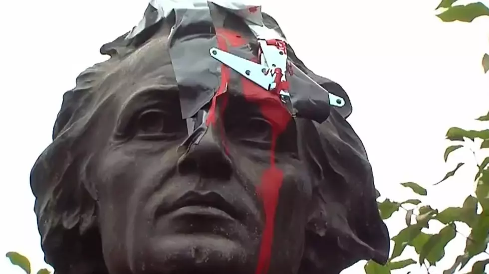 Detroit’s Christopher Columbus Statue Vandalized On Columbus Day [VIDEO]