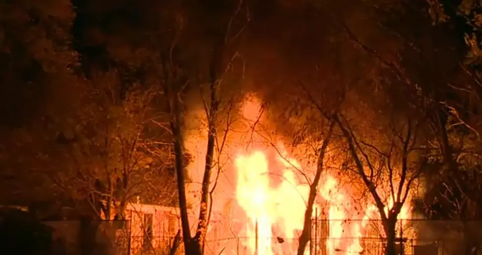 Arson is Suspected in a Flint Mobile Home Fire [VIDEO]