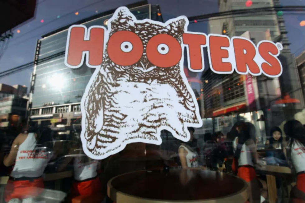 Man Falls Though Ice in Bay City, Saved By Hooters Customers [VIDEO]