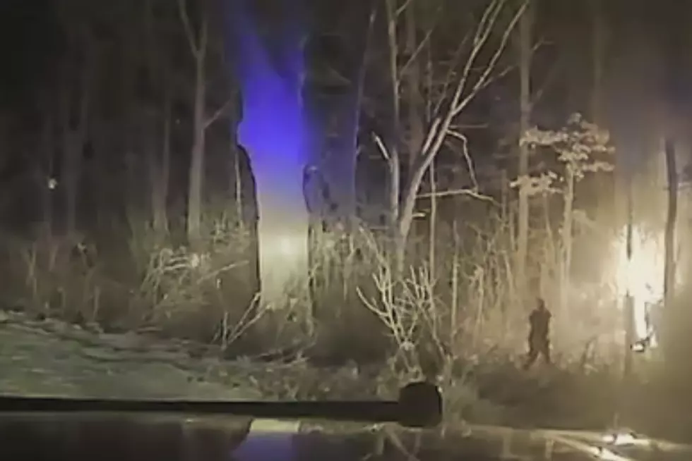 Michigan Deputy Pulls Teen From Burning Car [VIDEO]