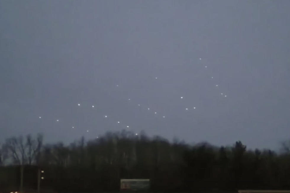 Mysterious Light Near I-75 Turn Out To Be Drones [VIDEO]