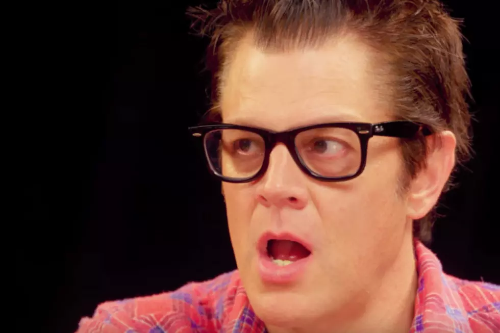 Johnny Knoxville Takes On Hot Ones [VIDEO]