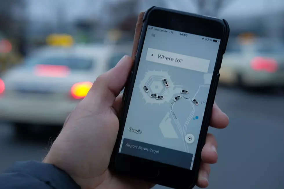 Drunk Uber Passenger Grabs Steering Wheel On Highway [VIDEO]
