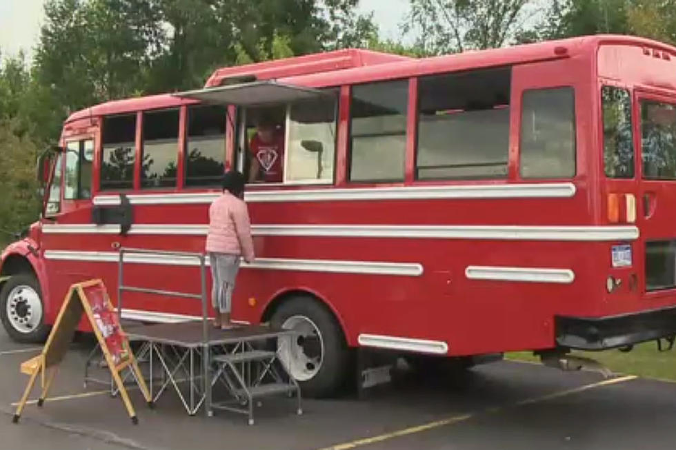 ‘Dragon Diner’ Serving Free Meals To Students [VIDEO]