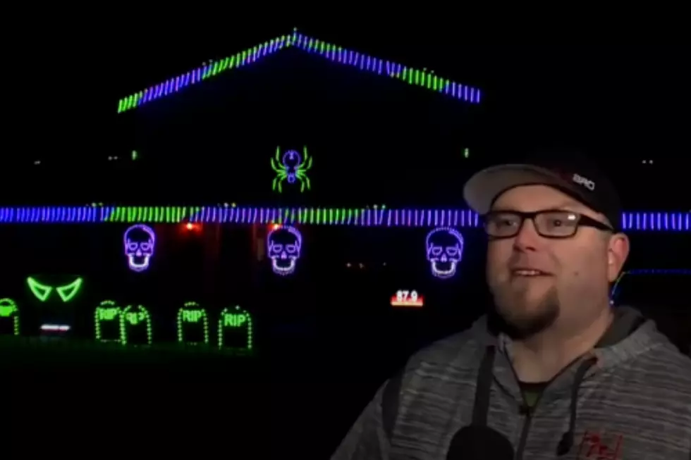 Grand Blanc Man Creates Awesome Halloween Home Light Show