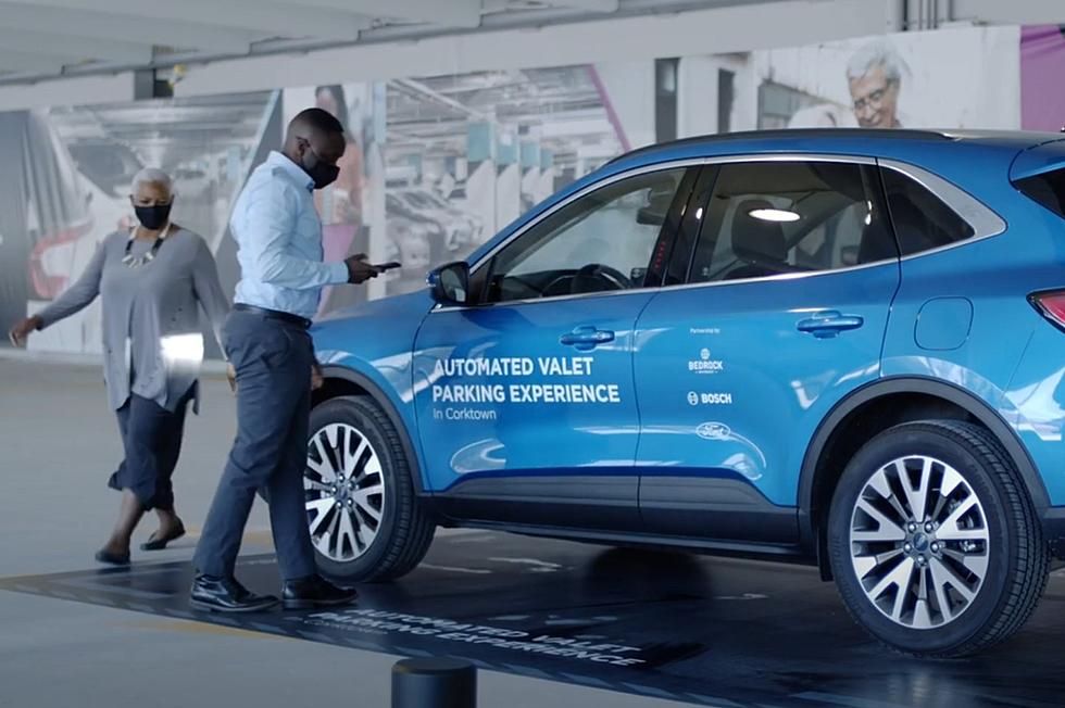 Ford Demonstrates Automated Valet Parking in Detroit [VIDEO]