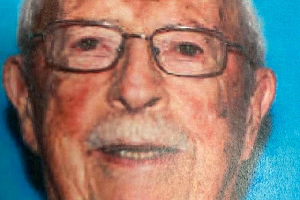 Police Looking for Missing Elderly Man with Dementia, Last Seen in Bay City