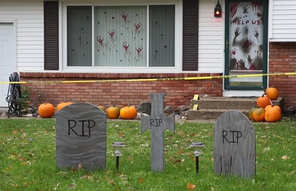 Michigan Home Where Murders Occurred Features Halloween Decorations