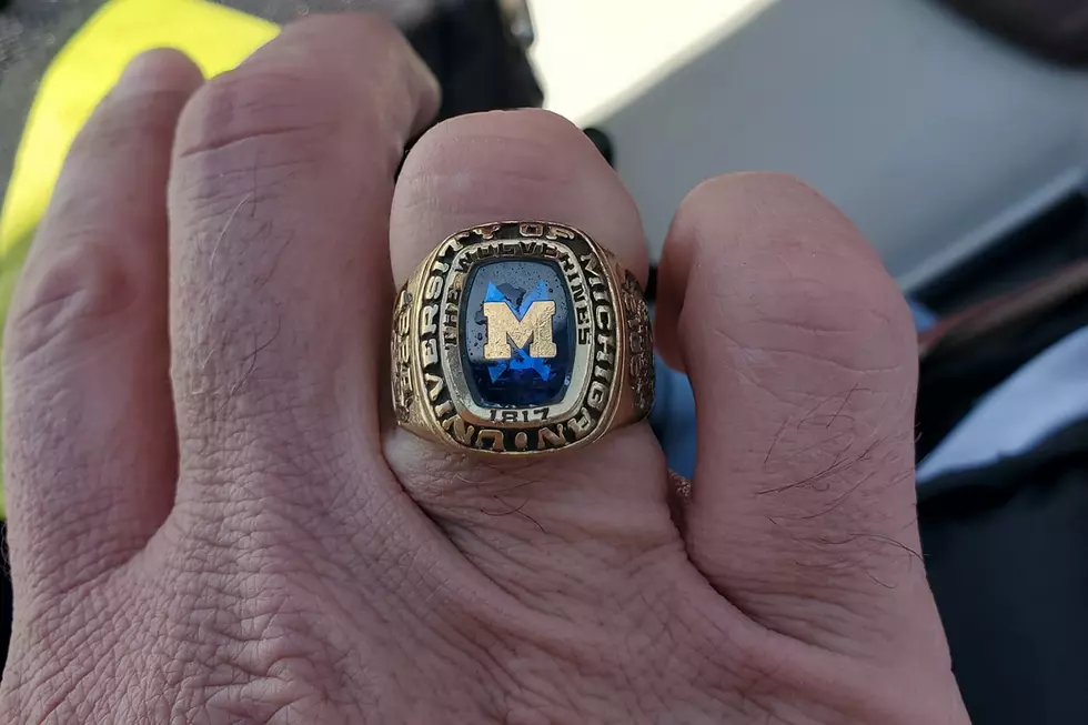 Man Finds University of Michigan Class Ring While Snorkeling in Mexico