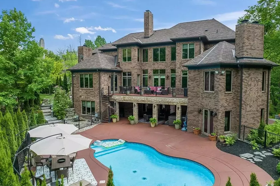 Try Not to Drool Over This $1.7M Home in Grand Blanc