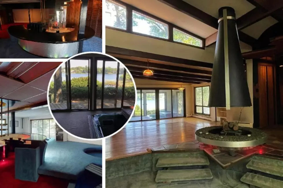 Under $500K For This Lakefront Waterford Party House