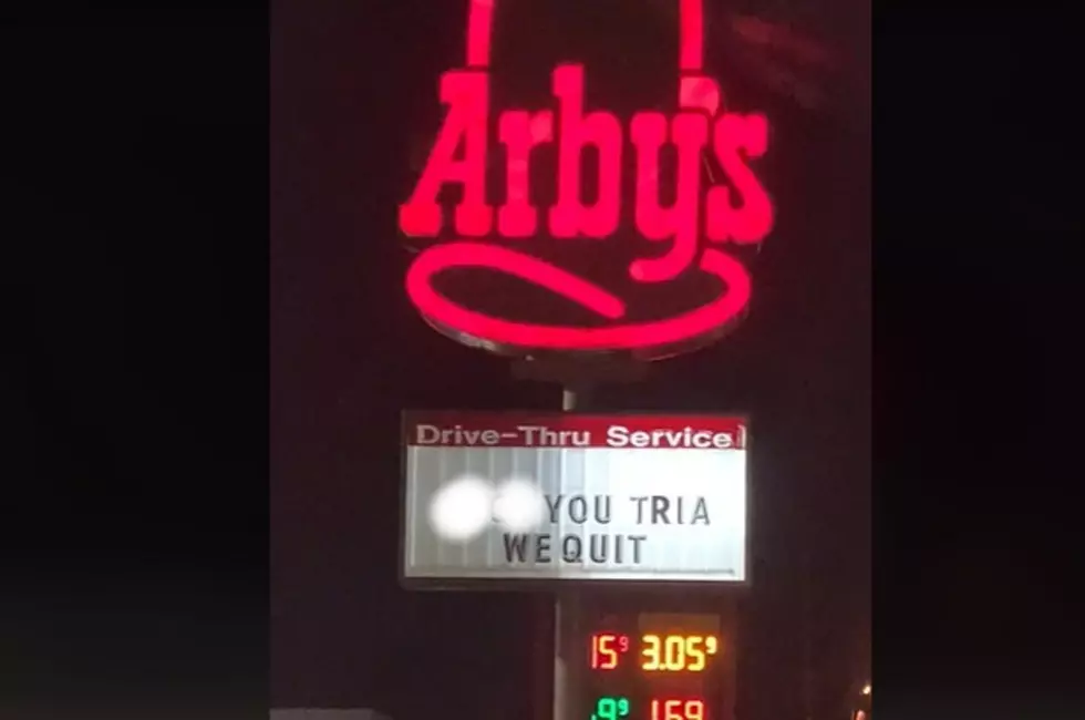 Beef In Battle Creek – Arby’s Employees Use Sign To Resign