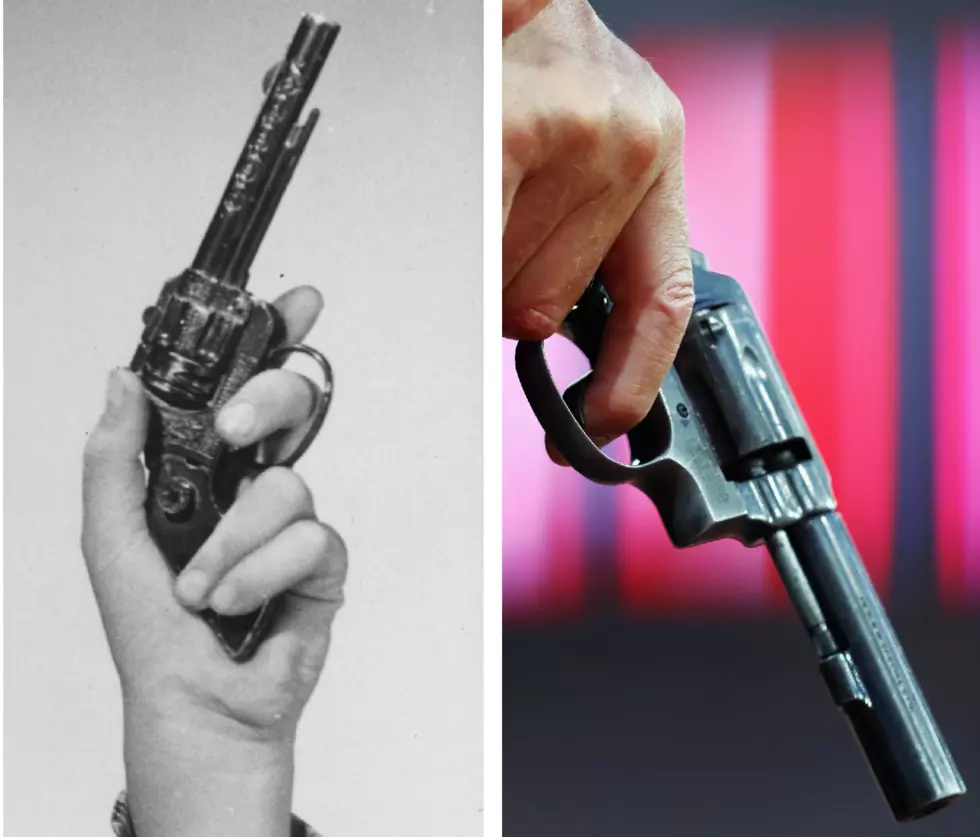 Can You Tell The DIfference Between A Real Gun & A Fake One? One Mom Couldn’t