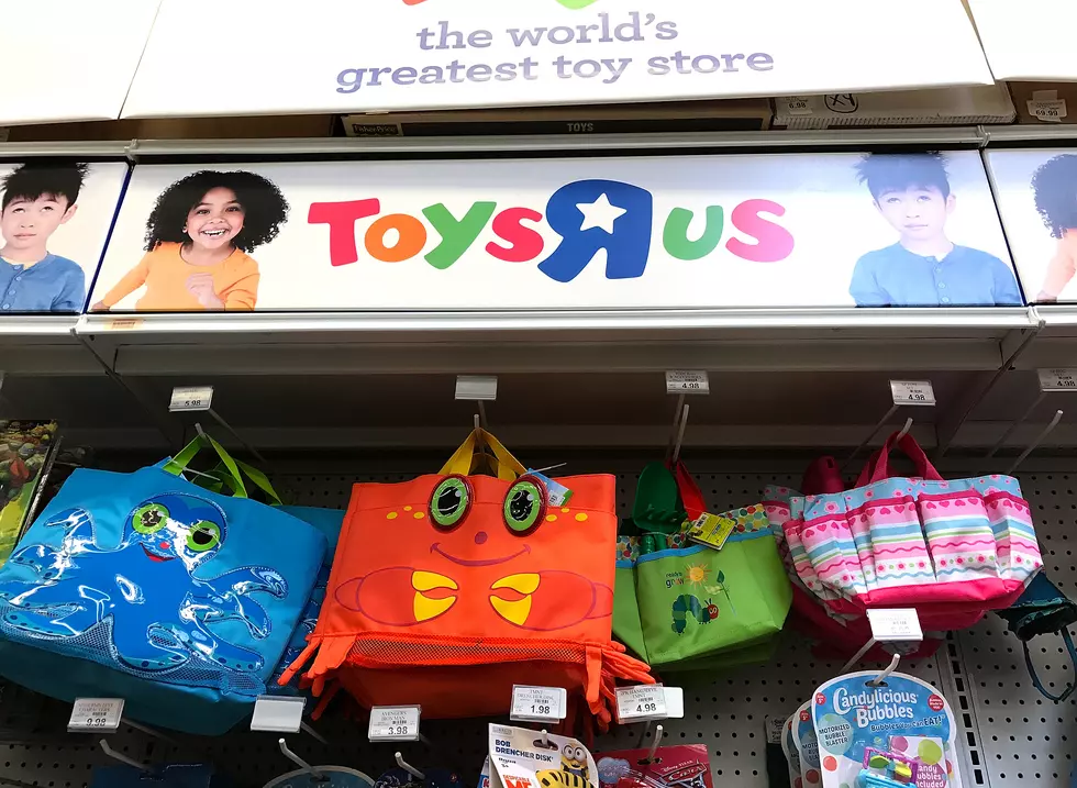 Toys R Us Is Closing All Of Its Stores. Have A Gift Card? Better Use It NOW!