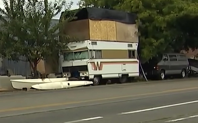 Homeless Seattle Man Lives in a Noisy RV Recording Studio, Angers Neighbors