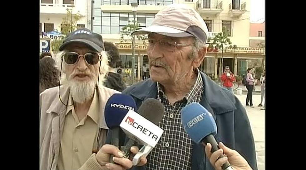Old Man Video Bombs News Story [Video]
