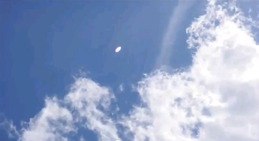 UFO Fleet And Mothership Spotted Over London [Video]
