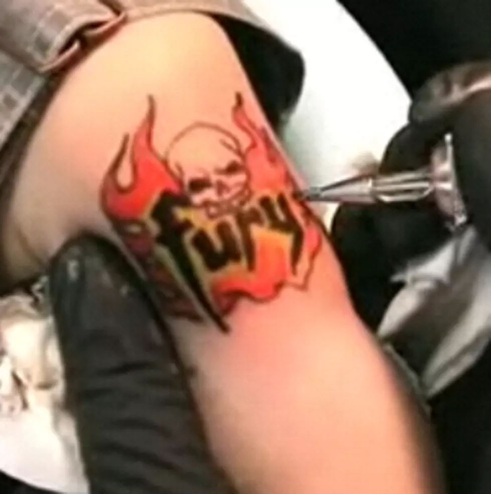 Baby Gets Tattoo [Video]