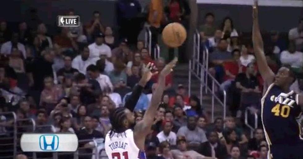 Jeremy Evans’ Block-Dunk-Steal Is The Highlight Of The NBA Pre-Season [Video]