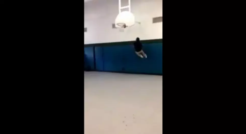 A Florida Student Attempts a Dunk From a Video Game and Fails