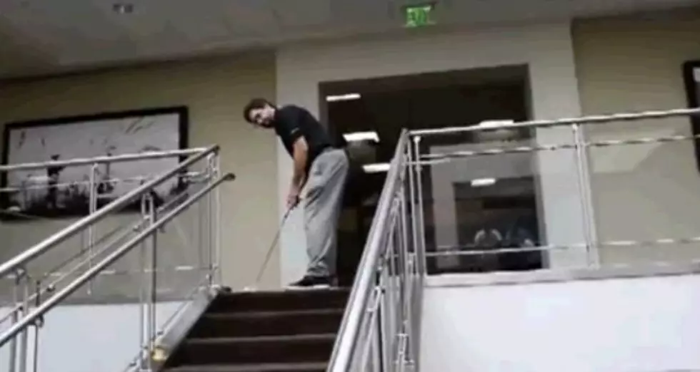 The Trick Shot Office Putt Is A Great Way To Waste Time At Work [Video]