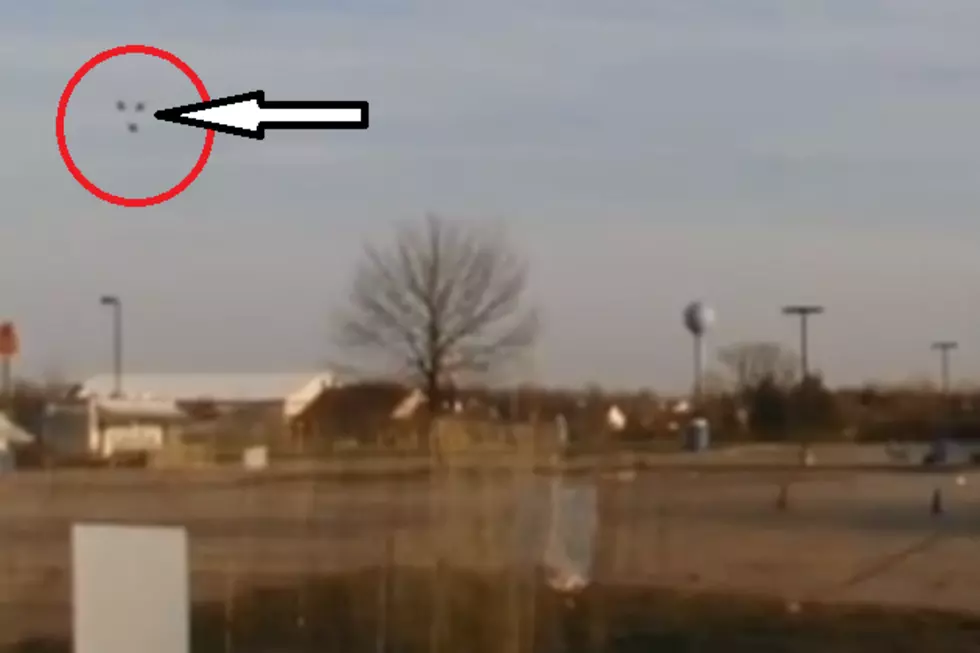 UFO Sighting Over Lansing Michigan Caught On Tape [Video]