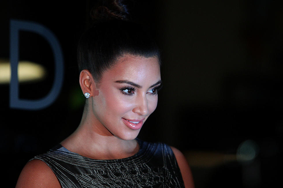 Kim Kardashian Steals Her Sister’s Black Bikini, Post it to Instagram