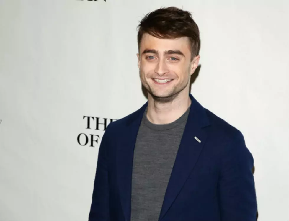 Daniel Radcliffe Works Magic on the Mic [Video]