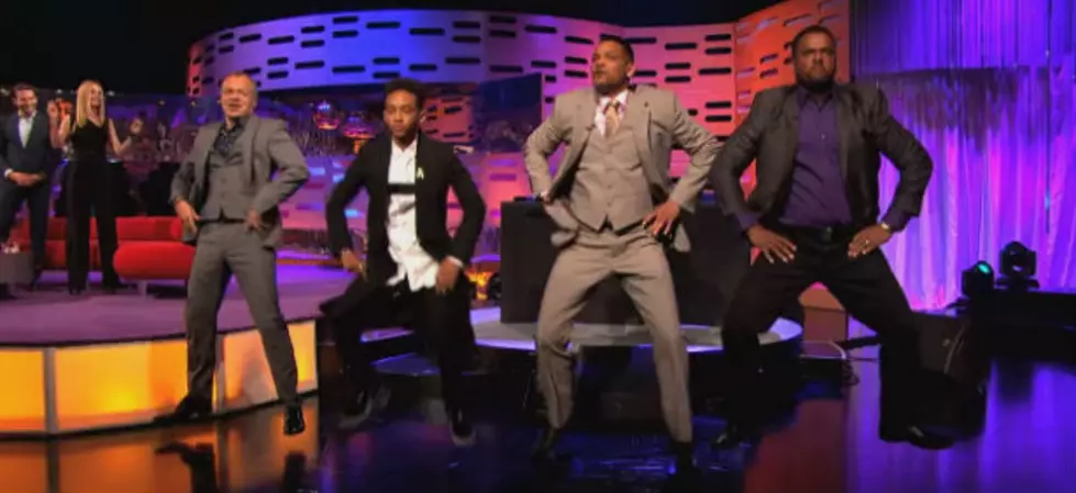 Will Smith, Jaden, Jazzy Jeff, and Alfonso Ribeiro Sing and Dance[Video]