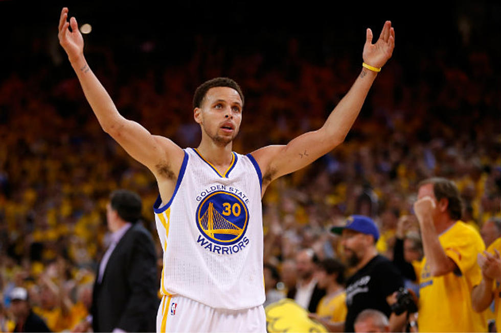 Watch Steph Curry Sink A Half Court No Look Shot At Practice [Video]