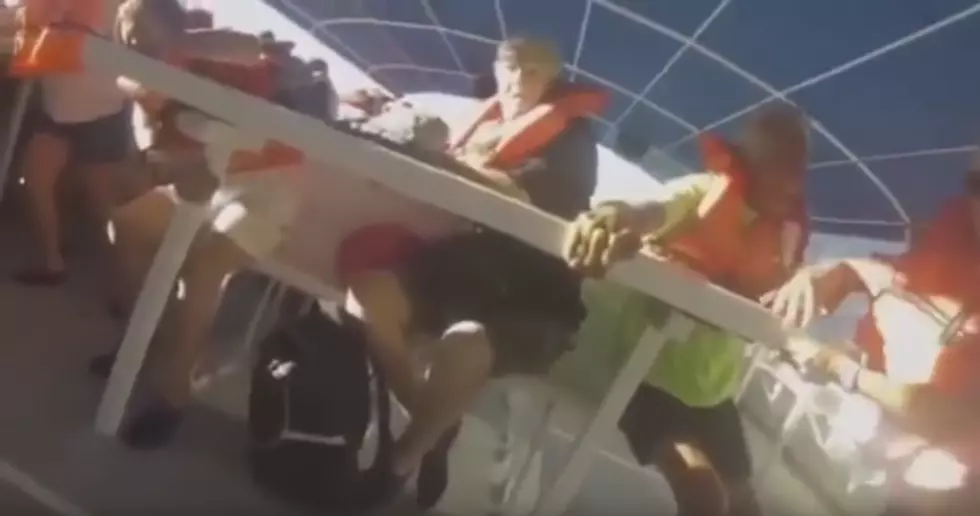 Costa Rica Tour Cruise Catamaran Sinking Caught On Camera [Video]