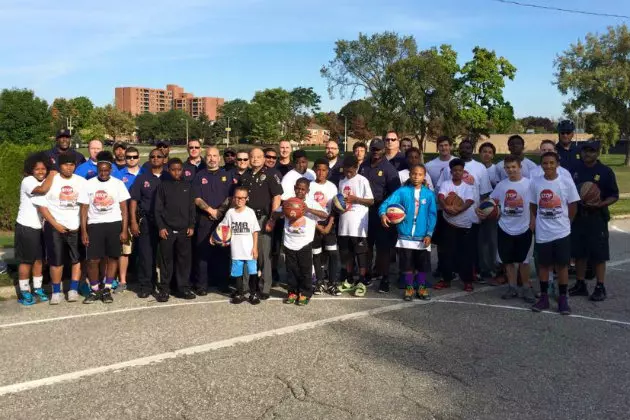 &#8216;Stop The Silence&#8217; 3 on 3 Tournament Brings Police and Flint Kids Together