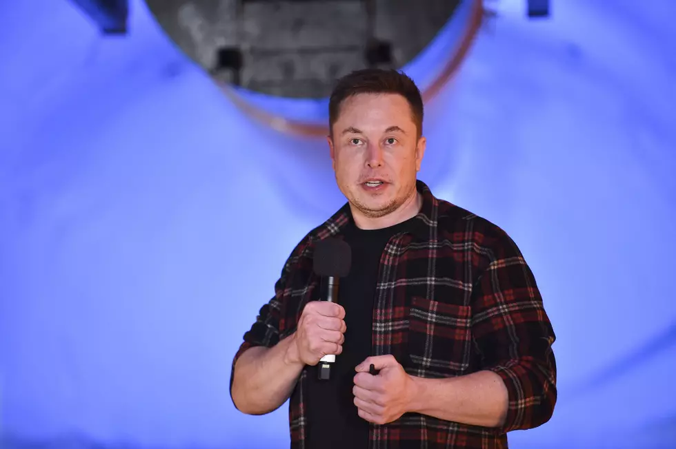Elon Musk Is Providing Laptops For All Flint Middle School Students