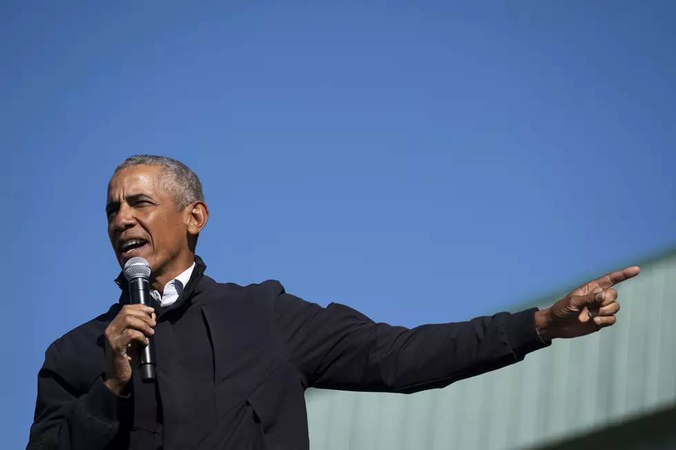 Watch President Obama Bury A Corner Three At Flint Northwestern High
