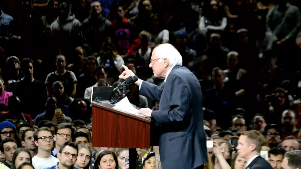 Bernie Sanders Rallies at Marist College Ahead of N.Y. Primary