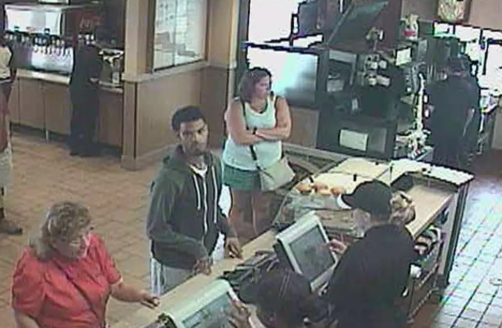 Frankenmuth Fake &#8211; Police Need Help Identifying Man Accused Of Credit Card Fraud [VIDEO]