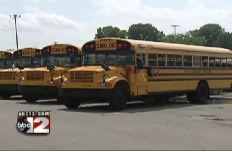 Flint School District Considering Outsourcing Busses [Video]