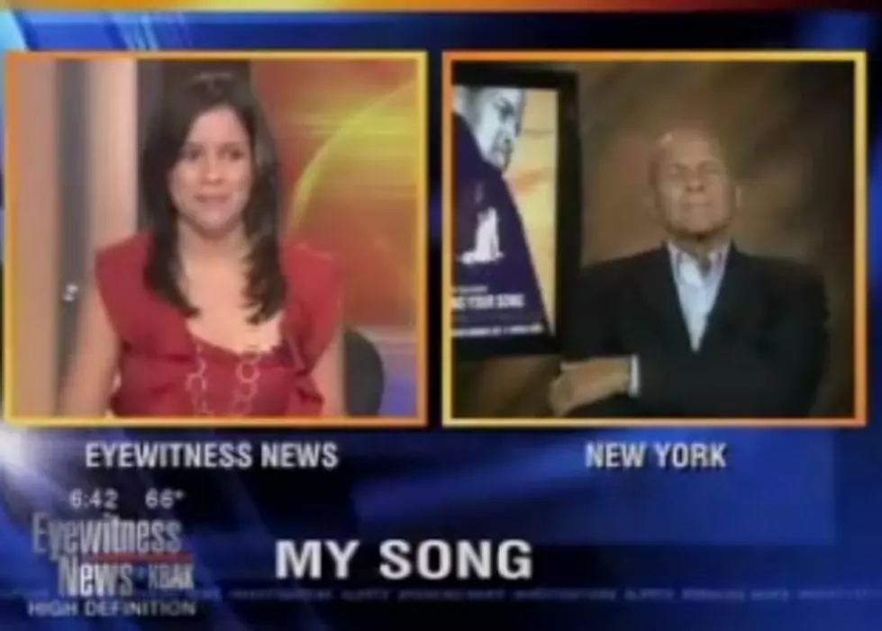Singer Snooze:  Harry Belafonte Naps on News [VIDEO]