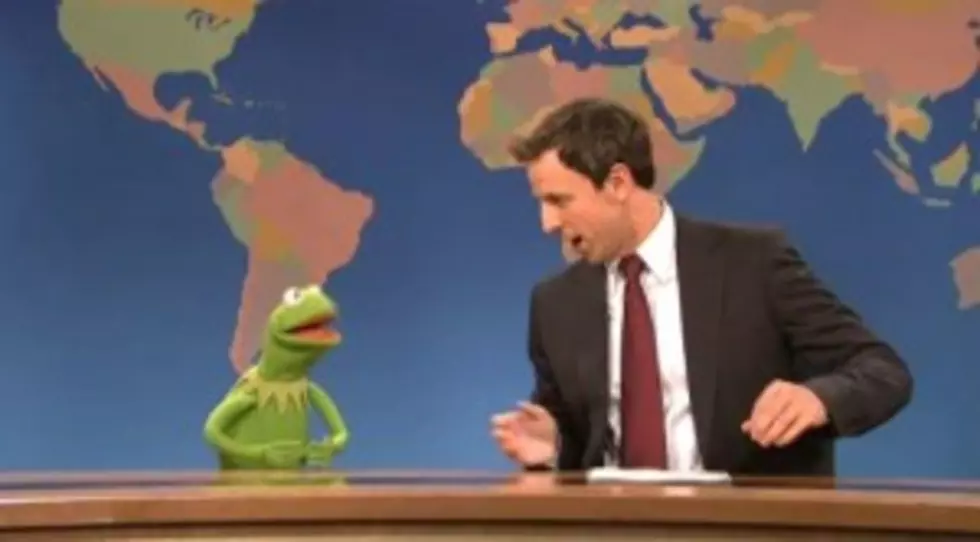 Kermit Joins &#8216;Weekend Update&#8217; for Hilarious &#8216;Really with Seth &#038; Kermit&#8217; [VIDEO]