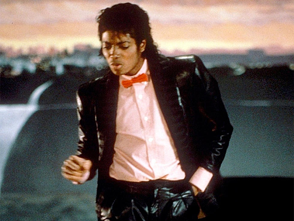 Hee-Hee! ‘Billie Jean’ Blasted Over High School PA System for 8 Hours [VIDEO]