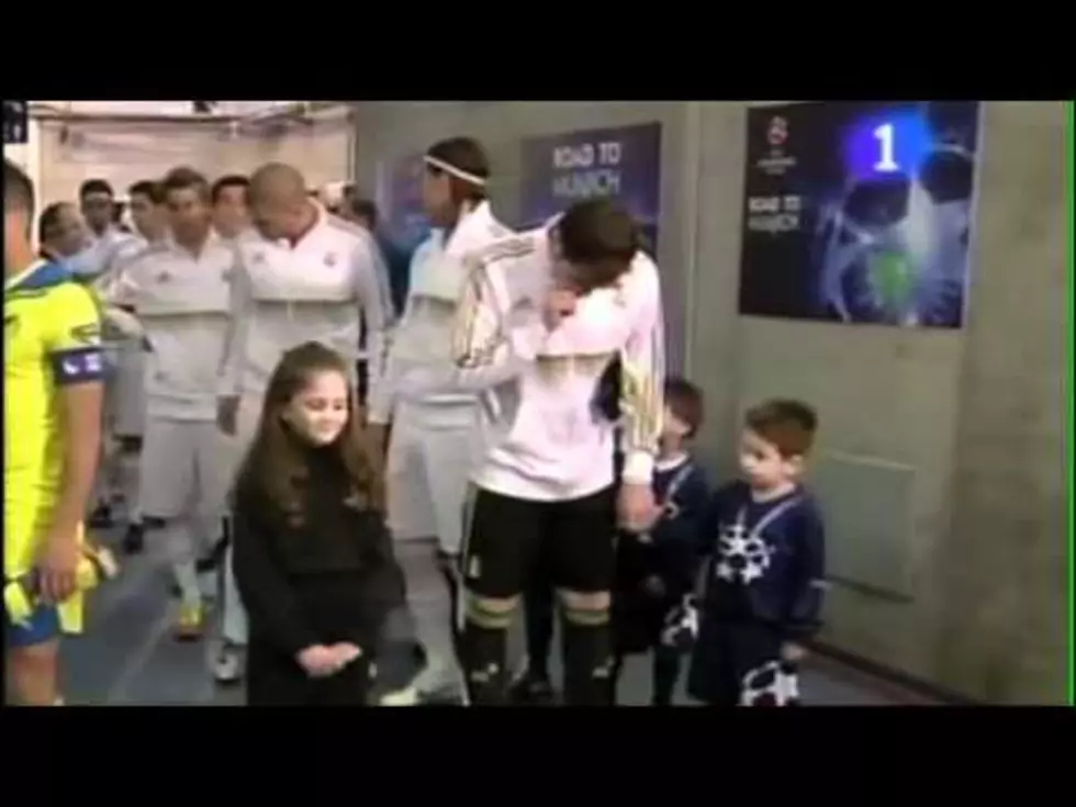 Goalkeeper Iker Casillas Wipes his Booger on a Kid’s Face [VIDEO]