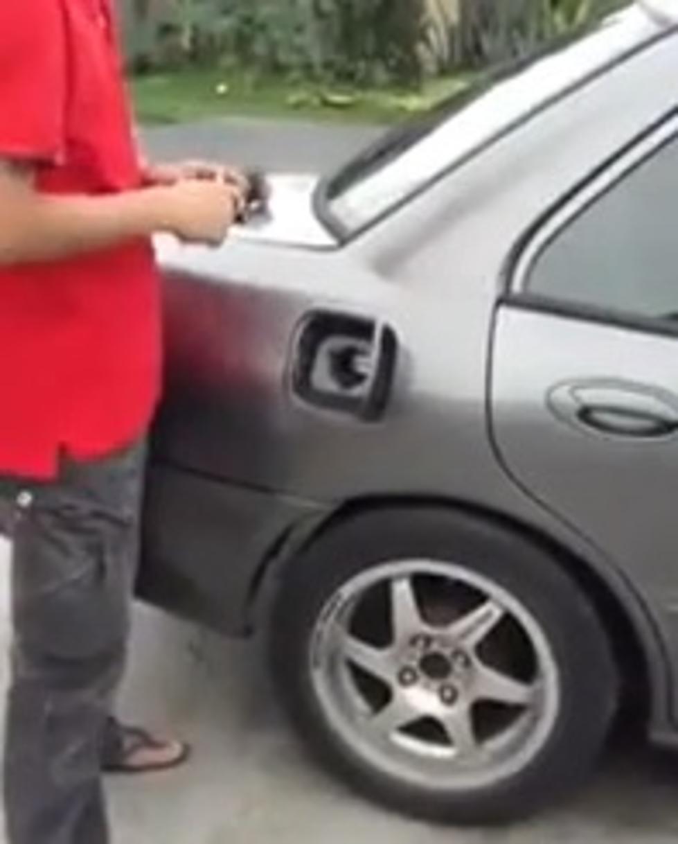 Man Lights Cigarette From Car’s Gas Tank [VIDEO]