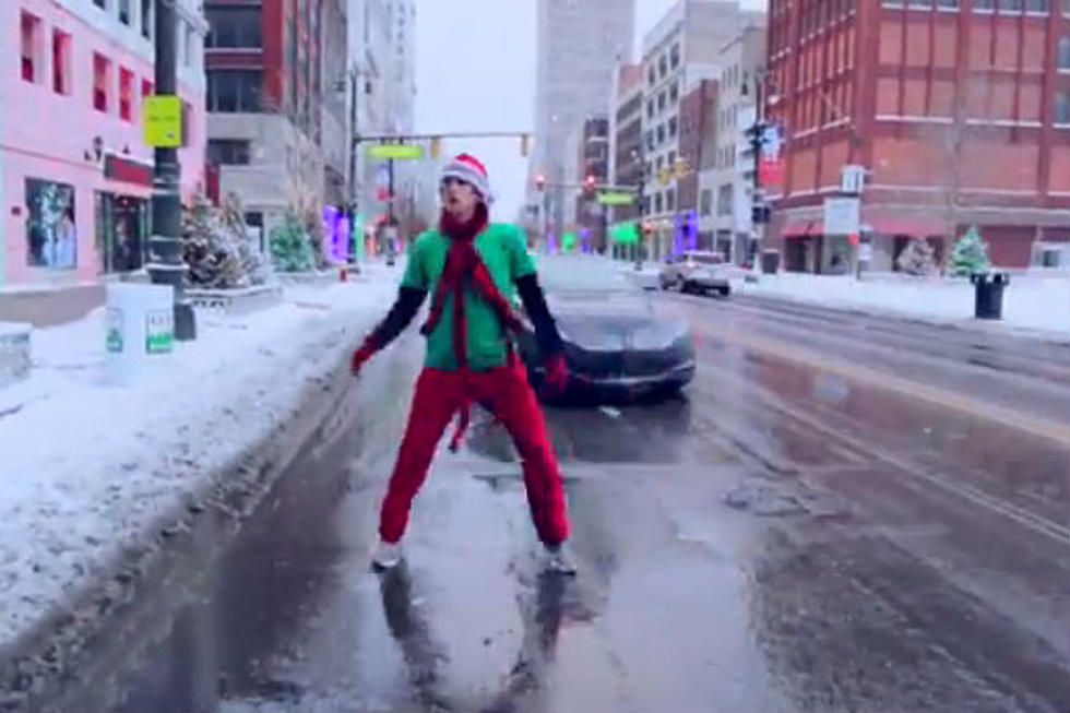 Man Dancing Through Snowy Downtown Detroit Streets Has Gone Viral &#8211; See Why [Video]