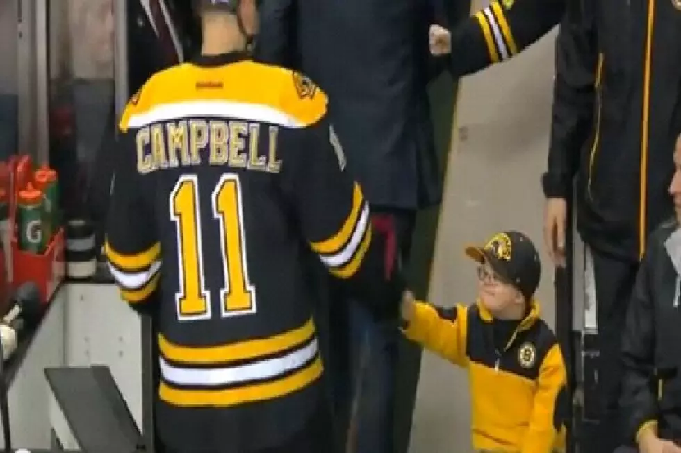 Little Boy Fist Bumps with Boston Bruins [VIDEO]