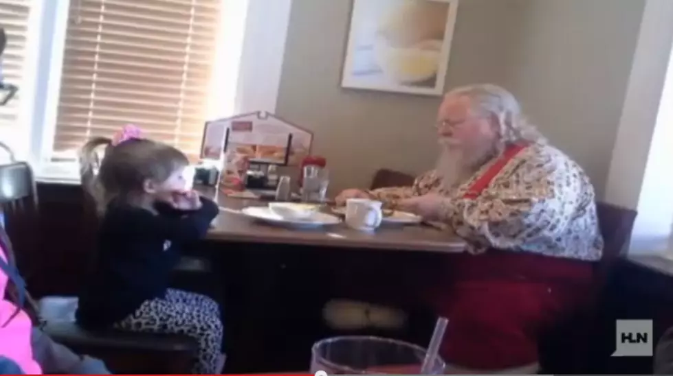 Little Girl Won’t Let Santa Eat Alone [VIDEO]