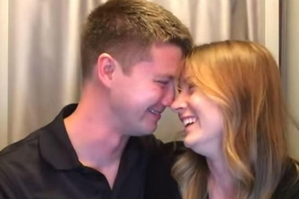 Couple&#8217;s Photo-Booth Baby Announcement Wins the Internet, at Least for Today [VIDEO]