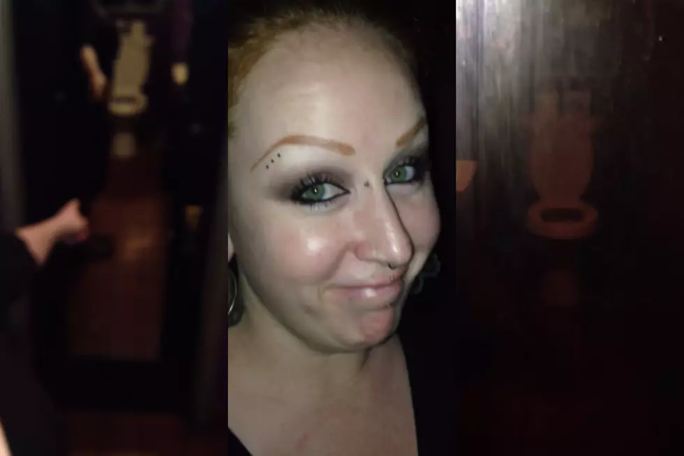 Woman&#8217;s Reaction To Two-Way Mirror In Ladies Room At Comedy Club Is Disturbingly Funny [VIDEO]