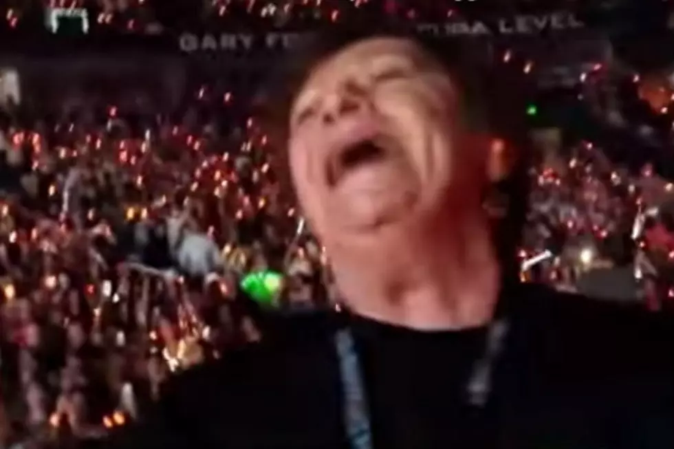 72-Year-Old Grandma Loses it When Taylor Swift Brings Out Mick Jagger [VIDEO]